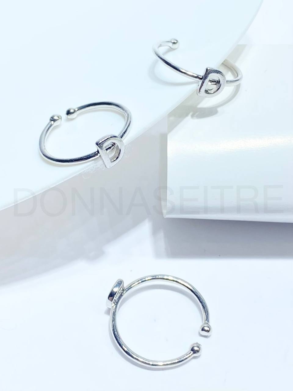 Anello con lettera